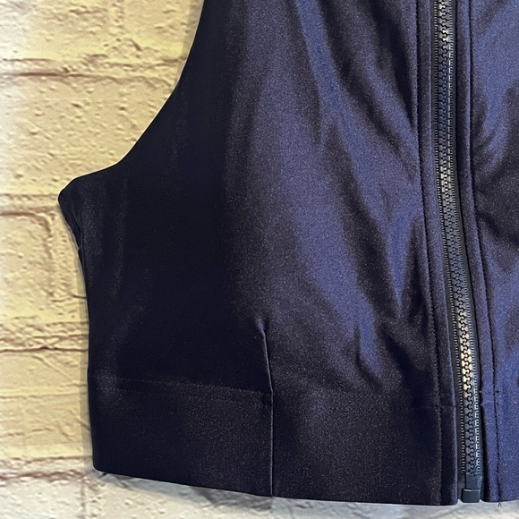 Fabletics Training Bra Cropped Top - Picture 7 of 11